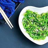 Descubre los beneficios del alga Wakame
